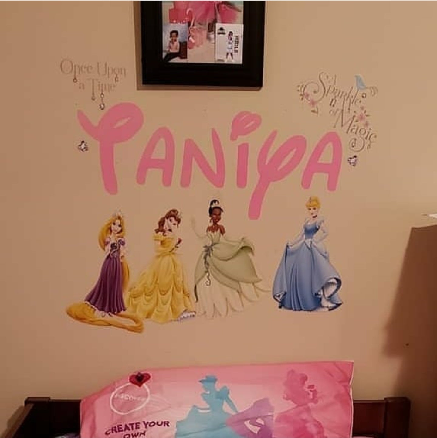 Wall decal
